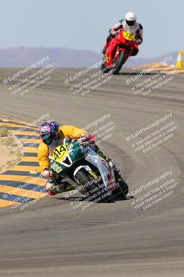 media/Oct-07-2023-CVMA (Sat) [[f84d08e330]]/Race 5 Amatuer Formula Middleweight/